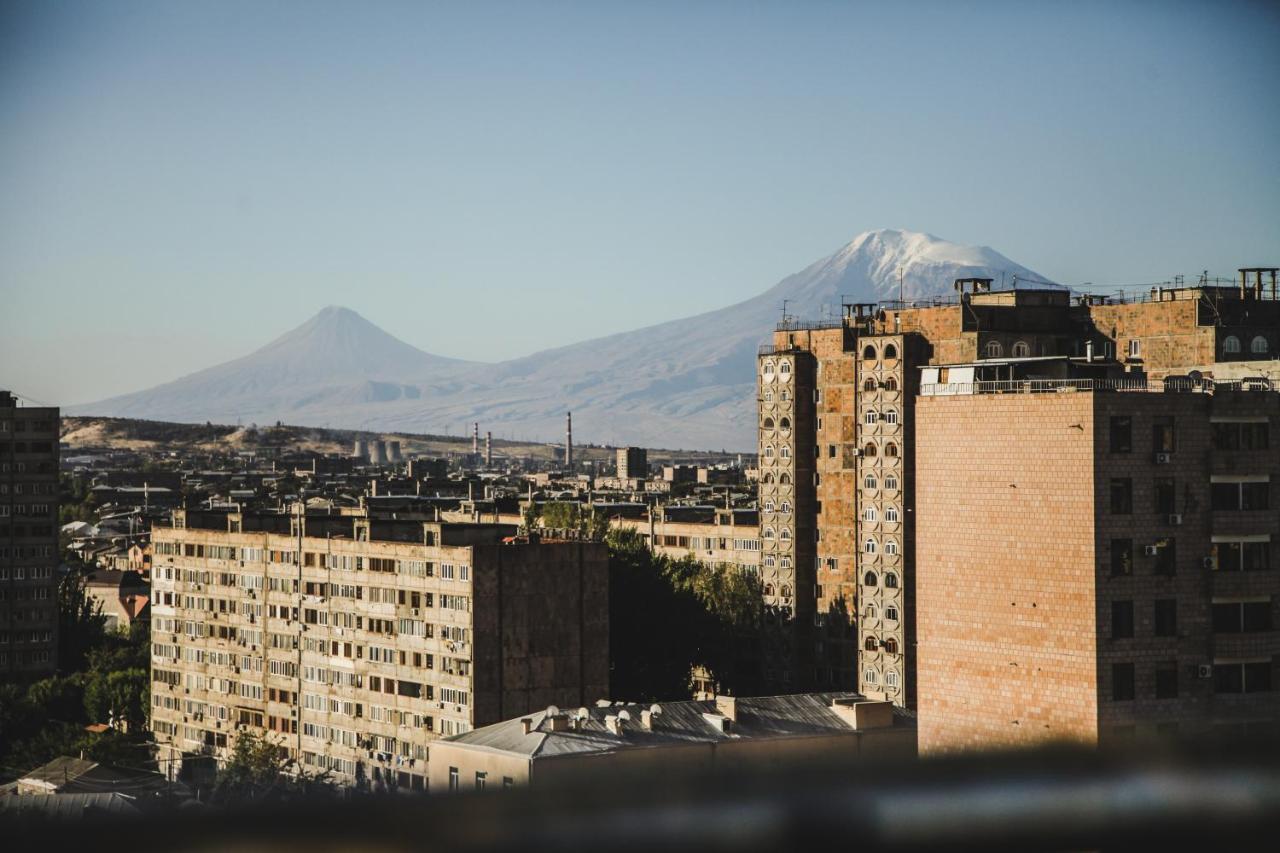 Konyak Hotel Yerevan Exterior photo